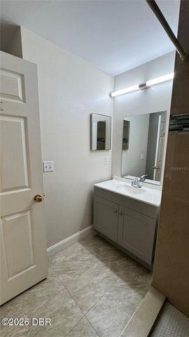 1 President Lane, Palm Coast, FL 32164