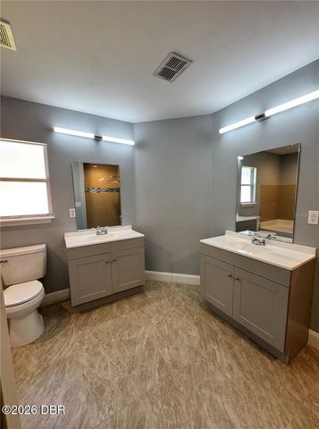 1 President Lane, Palm Coast, FL 32164