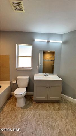 1 President Lane, Palm Coast, FL 32164