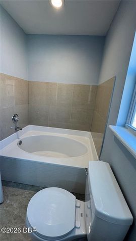 1 President Lane, Palm Coast, FL 32164