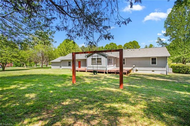 2627 White Pine Drive, Mebane, NC 27302