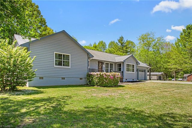 2627 White Pine Drive, Mebane, NC 27302