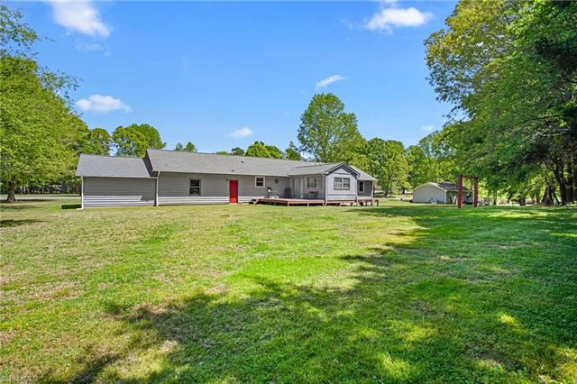 2627 White Pine Drive, Mebane, NC 27302