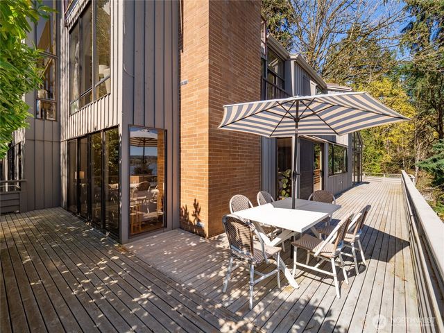 4408 E Mercer Way, Mercer Island, WA 98040