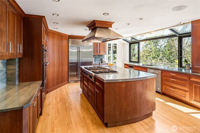 4408 E Mercer Way, Mercer Island, WA 98040