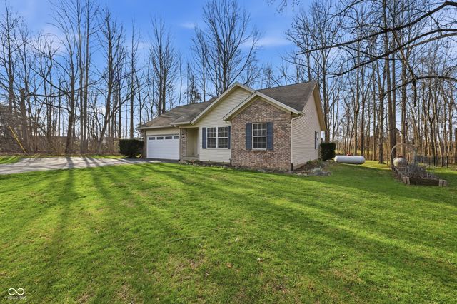 30 Victory Hill, Coatesville, IN 46121