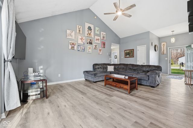 30 Victory Hill, Coatesville, IN 46121