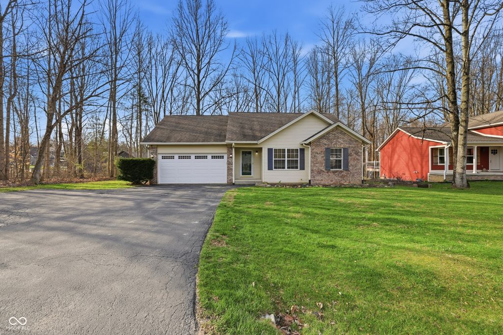 30 Victory Hill, Coatesville, IN 46121