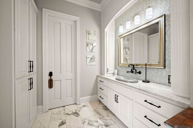 4505 Bluebonnet Rd, Saint George, LA 70809