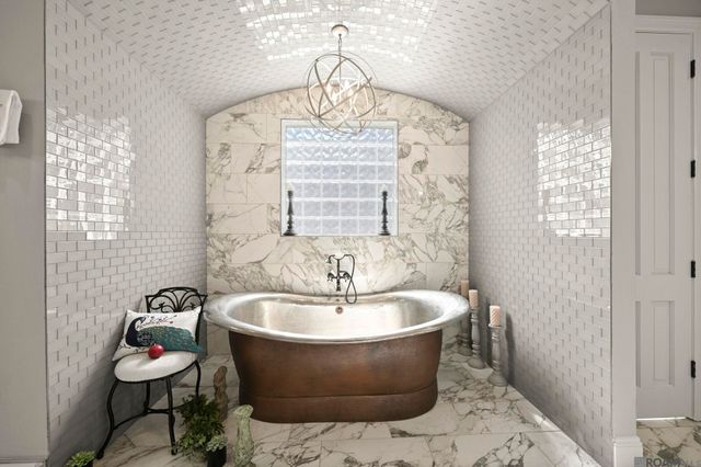 4505 Bluebonnet Rd, Saint George, LA 70809