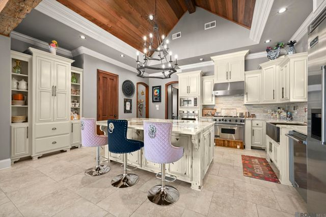 4505 Bluebonnet Rd, Saint George, LA 70809