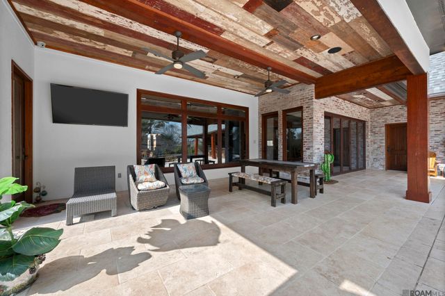 4505 Bluebonnet Rd, Saint George, LA 70809