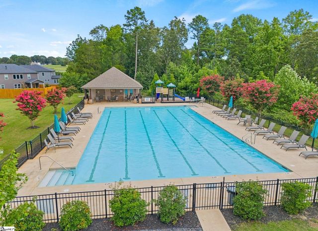 2 Yorkmont Way, Greer, SC 29651