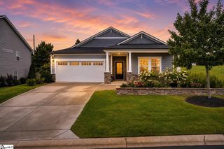 2 Yorkmont Way, Greer, SC 29651
