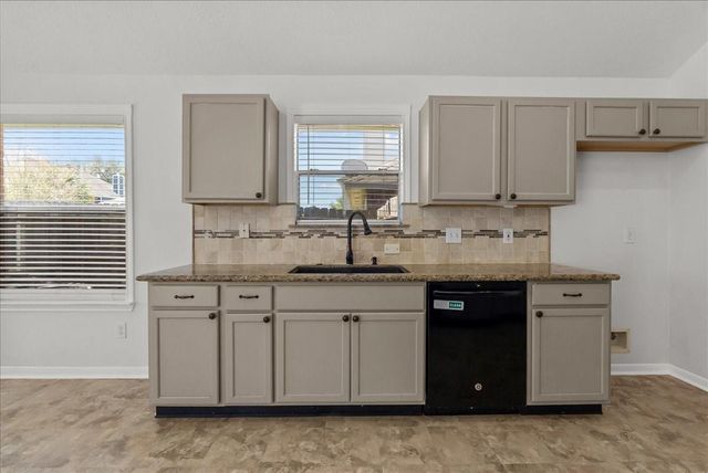 5115 Cherry Blossom Drive, League City, TX 77573