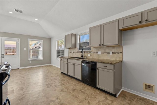 5115 Cherry Blossom Drive, League City, TX 77573