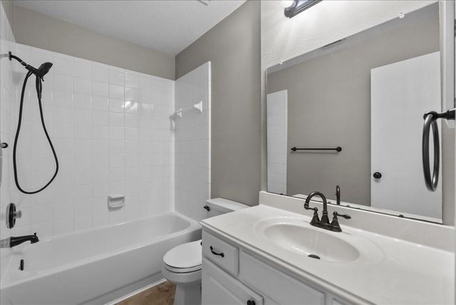 5115 Cherry Blossom Drive, League City, TX 77573