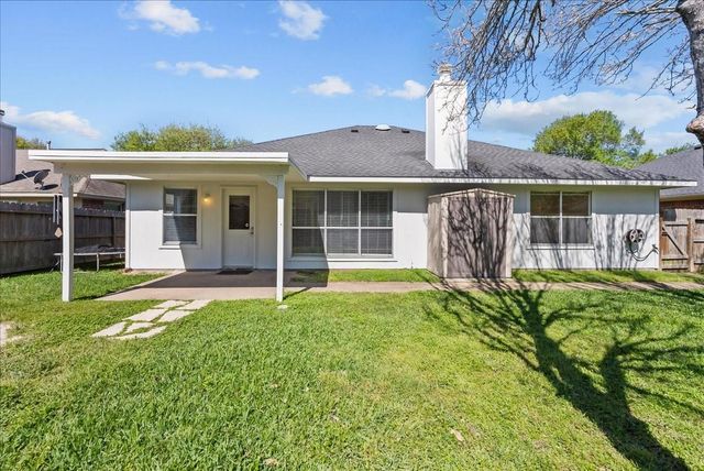 5115 Cherry Blossom Drive, League City, TX 77573