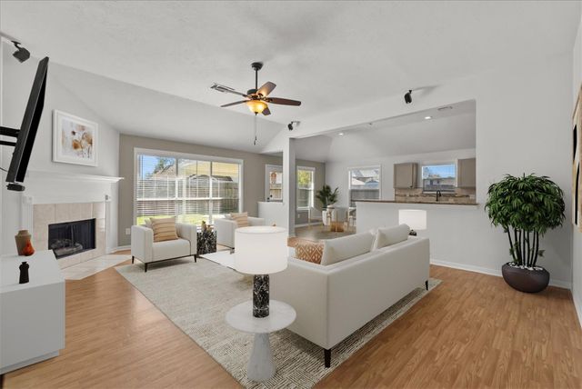 5115 Cherry Blossom Drive, League City, TX 77573