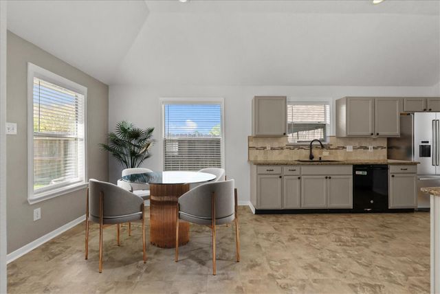 5115 Cherry Blossom Drive, League City, TX 77573