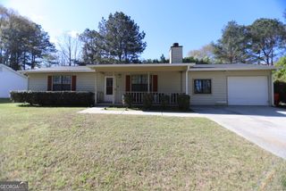 1061 Walnut Creek Lane, Jonesboro, GA 30238