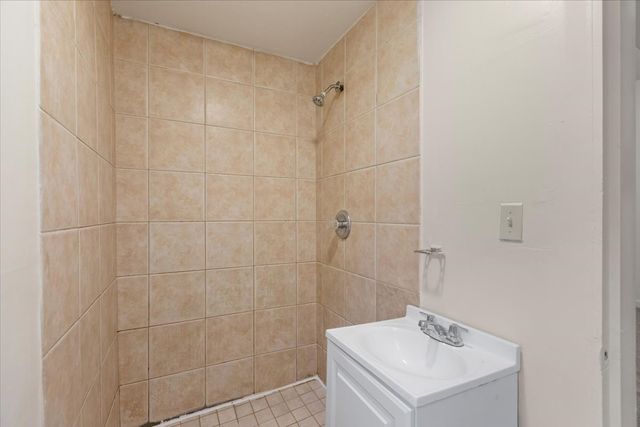 4841 S Loomis Boulevard 1R, Chicago, IL 60609
