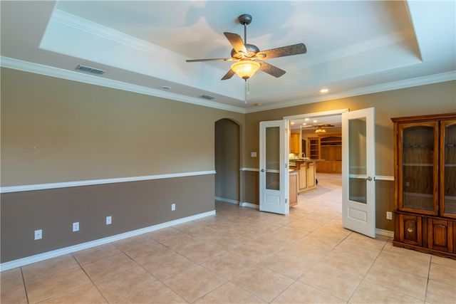 1904 Santa Rosa Dr, Alice, TX 78332