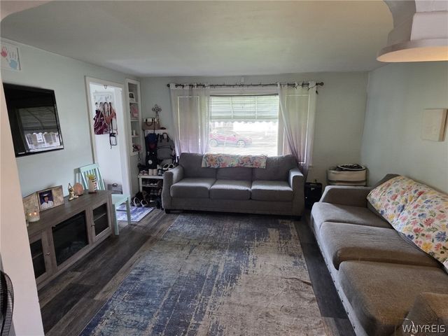 563 31st Street, Niagara Falls, NY 14301