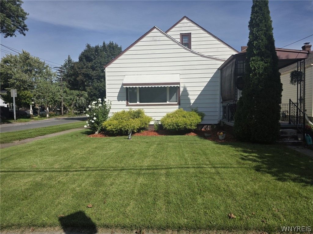 563 31st Street, Niagara Falls, NY 14301