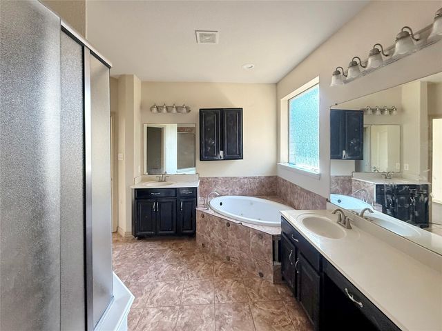 2931 Bahia, Grand Prairie, TX 75054