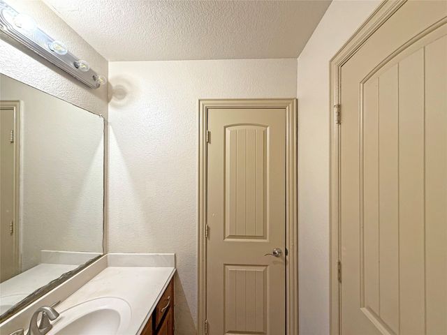 2931 Bahia, Grand Prairie, TX 75054