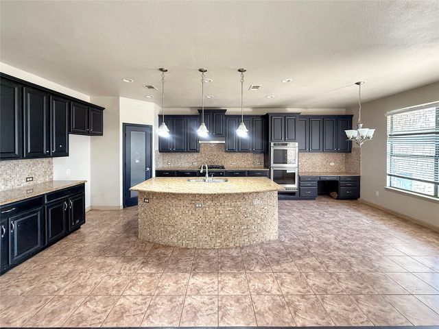 2931 Bahia, Grand Prairie, TX 75054
