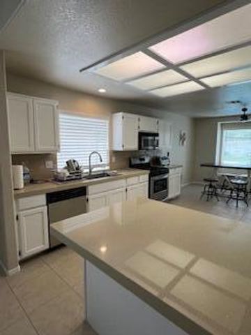 30375 Avenida Alvera, Cathedral City, CA 92234