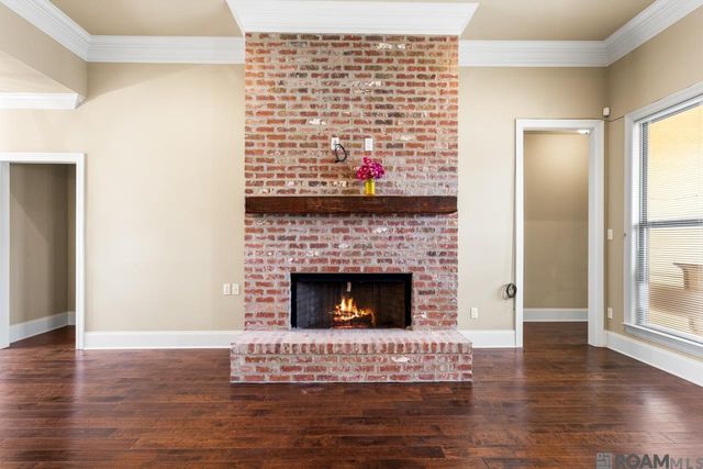 8272 Valencia Ct, Baton Rouge, LA 70820