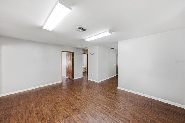5207 10TH STREET, Zephyrhills, FL 33542