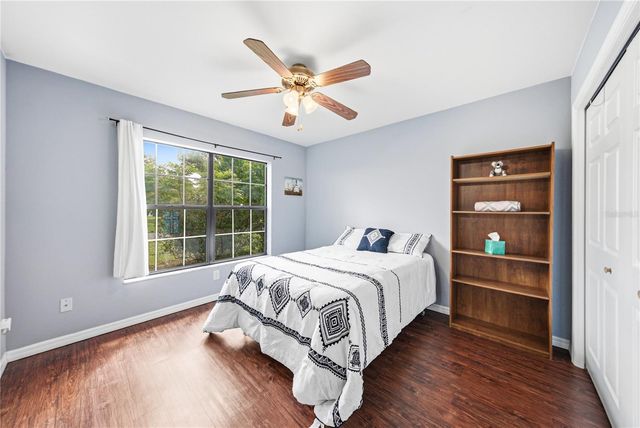 5207 10TH STREET, Zephyrhills, FL 33542