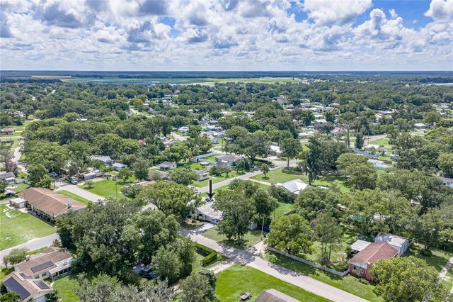 5207 10TH STREET, Zephyrhills, FL 33542