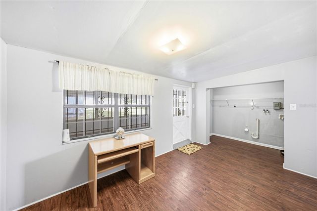 5207 10TH STREET, Zephyrhills, FL 33542