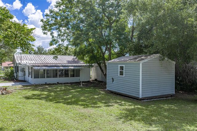 5207 10TH STREET, Zephyrhills, FL 33542