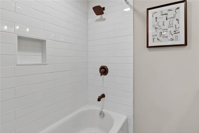 578 Moreland Drive, Mt Lebanon, PA 15243