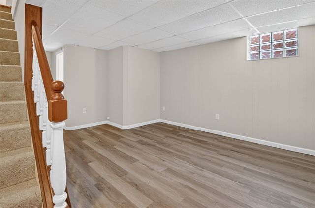 578 Moreland Drive, Mt Lebanon, PA 15243