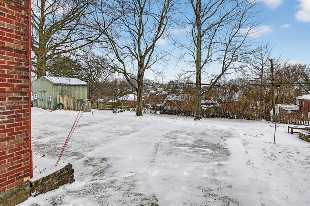 578 Moreland Drive, Mt Lebanon, PA 15243