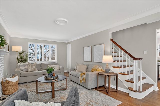 578 Moreland Drive, Mt Lebanon, PA 15243