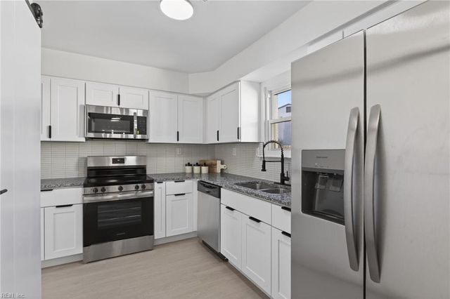 1409 Maldon CIR, Virginia Beach, VA 23464