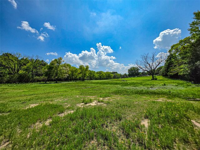 1900 Haymarket Road, Dallas, TX 75253