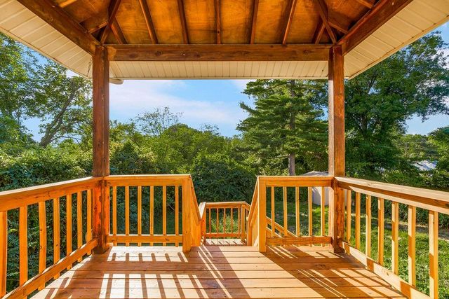 4428 N MONROE Avenue, Kansas City, MO 64117