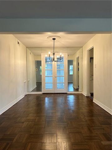 4428 N MONROE Avenue, Kansas City, MO 64117