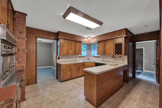 1251 Pruitt Road, The Woodlands, TX 77380