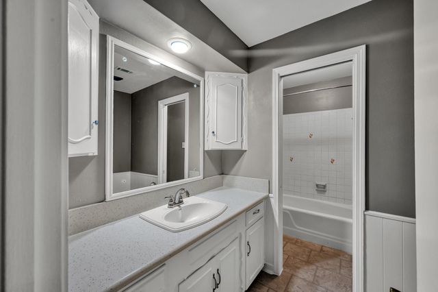 1251 Pruitt Road, The Woodlands, TX 77380