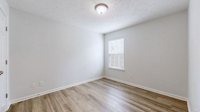 352 Sarava Ln, Smyrna, TN 37167